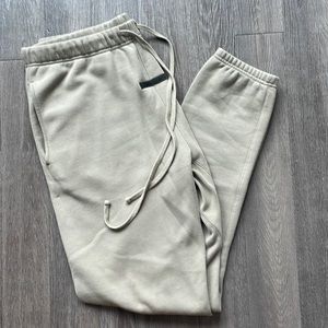 Fear of God Essential Sweat Pants